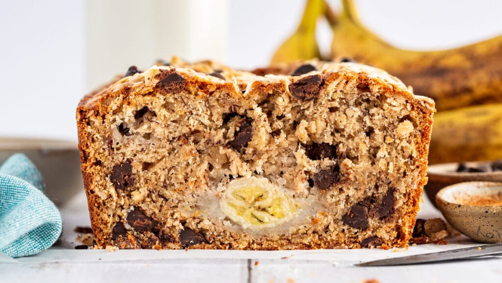 Irresistible Loaf Cakes: 16 Recipes for Every Craving